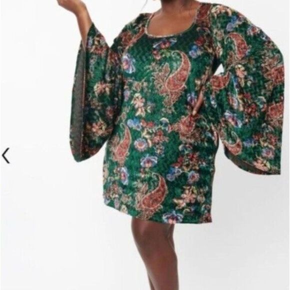 3X Velour Dress Green Floral Long Flair Sleeve Smak Parlour Stretch Ribbed NWT - Picture 1 of 8